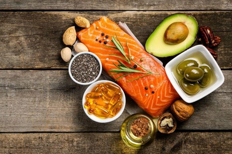 A telített zsírok fokozhatják az őszi ízületi gyulladás tüneteit.